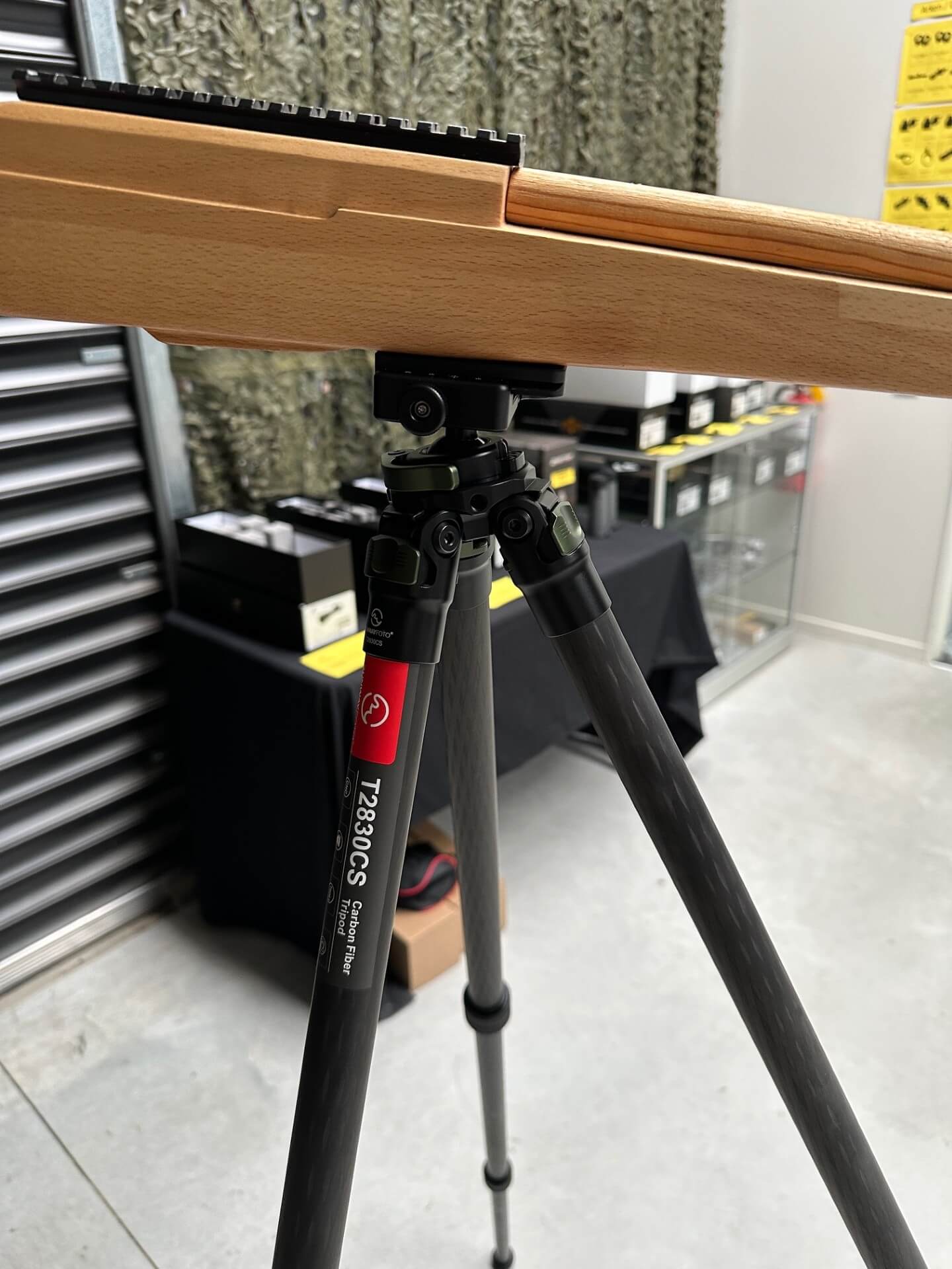 Carbon Fibre Hunting Tripod with Inverted Ball Head - T2830CS - (Sunwayfoto)