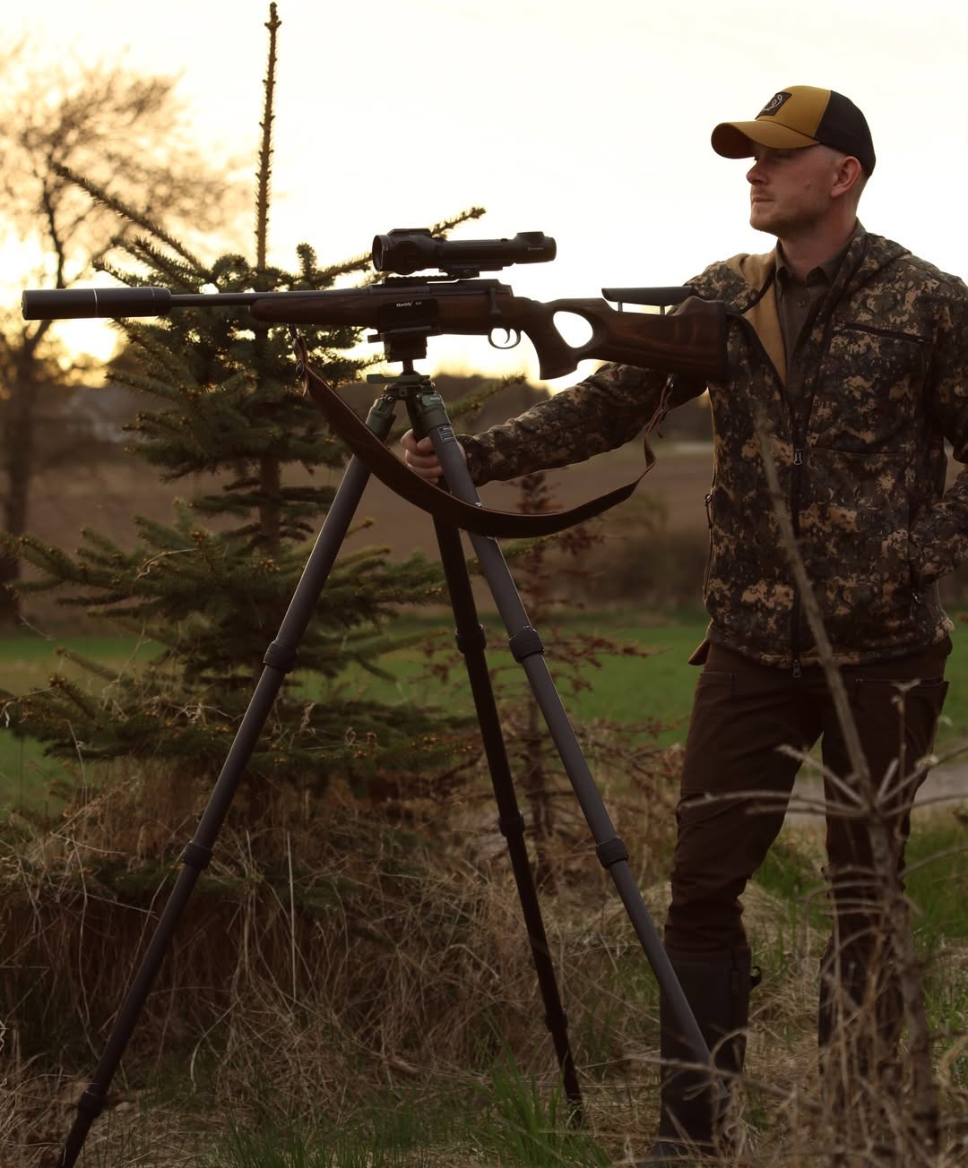 Manbily Carbon Fibre Hunting & Long Range Shooting Tripod – Picatinny/Arca Adaptor Included - Image 7